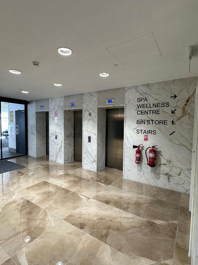 E1 Presidential Studios On High Floor With Stunning Sea Views Gibraltar Luaran gambar